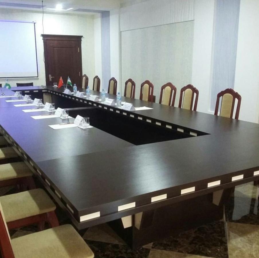 Hotel Afrosiyob Qarshi Exterior photo