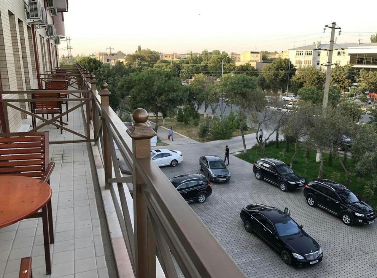 Hotel Afrosiyob Qarshi Exterior photo